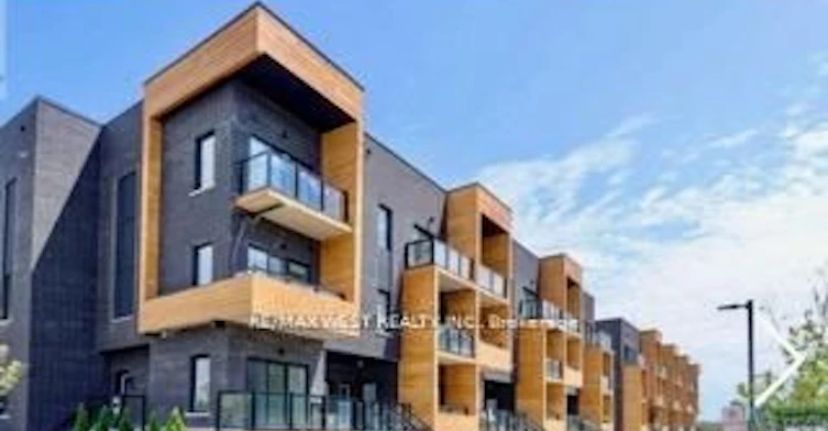 215-1165 Journeyman Lane, Mississauga, ON, L5J 0B5