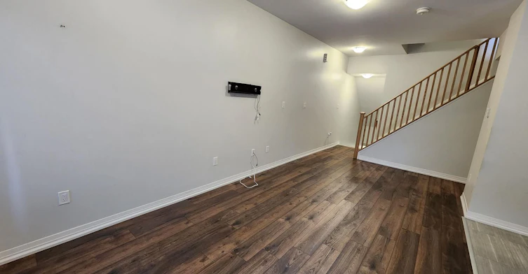 215-1165 Journeyman Lane, Mississauga, ON, L5J 0B5 - 6