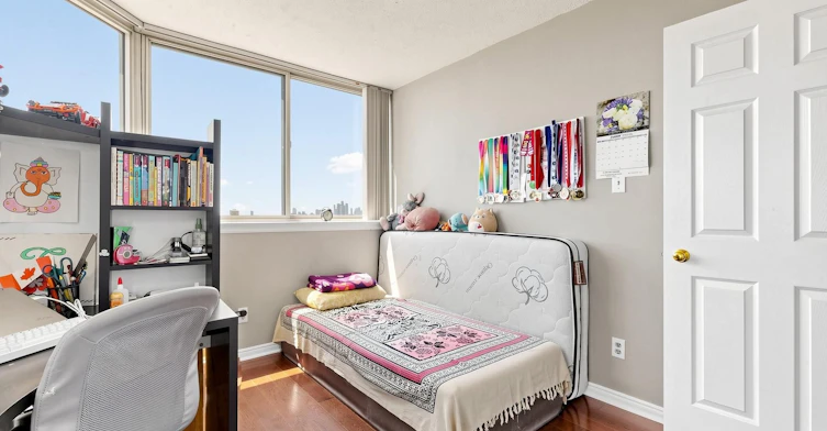 1808-1360 Rathburn Road E, Mississauga, ON, L4W 4H4 - 19