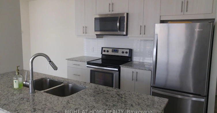 4202-3975 Grand Park Drive, Mississauga, ON, L5B 0K4 - 3