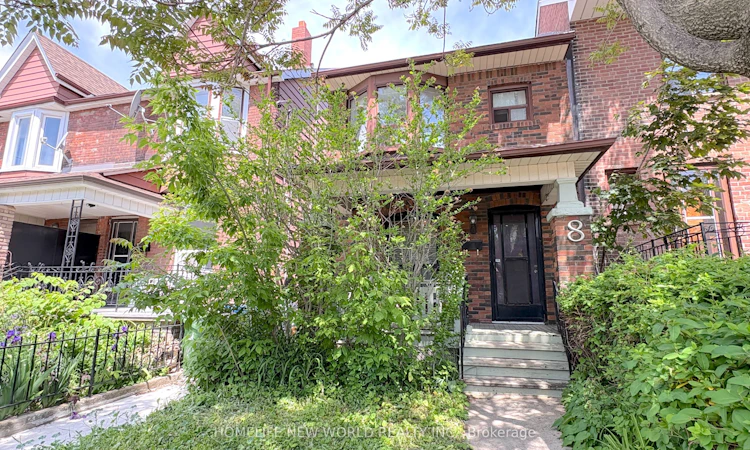 8 Burnfield Avenue