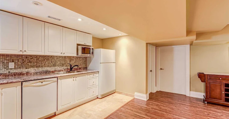1570 Tipperary Court, Mississauga, ON, L5H 3Z4 - 34