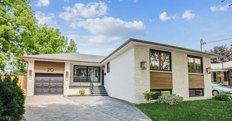 20 Silverhill Drive, Toronto, ON, M9B 3W2