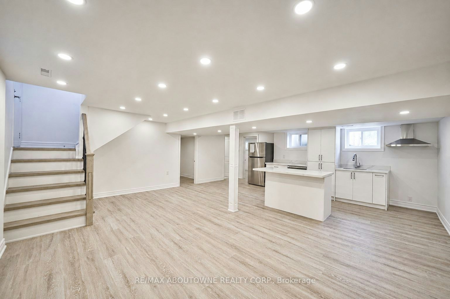 Lower-4395 Longmoor Drive, Burlington, ON, L7L 1X8 - 8