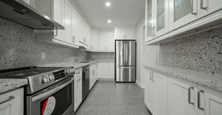 24-2700 Battleford Road, Mississauga, ON, L5N 2S7 - 10