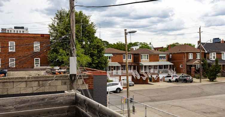 Upper-914 Bloor Street W, Toronto, ON, M6H 1L1 - 25