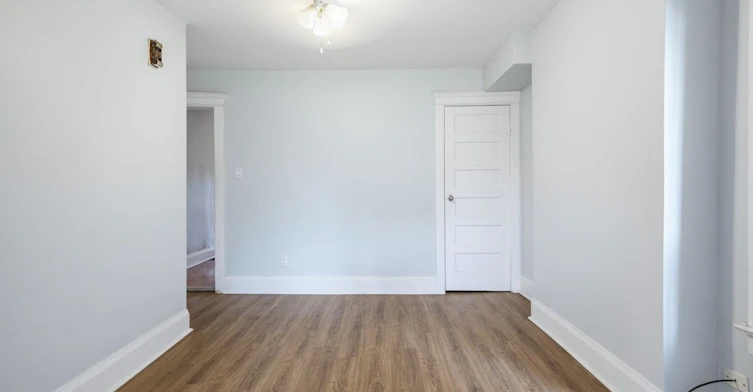 Upper-914 Bloor Street W, Toronto, ON, M6H 1L1 - 8