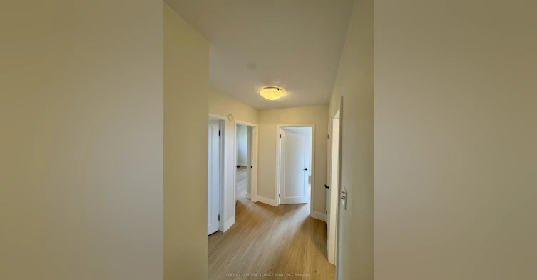 29 Dellbrook Crescent, Toronto, ON, M9L 1E3 - 11