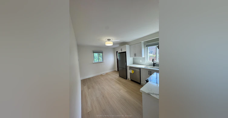 29 Dellbrook Crescent, Toronto, ON, M9L 1E3 - 5