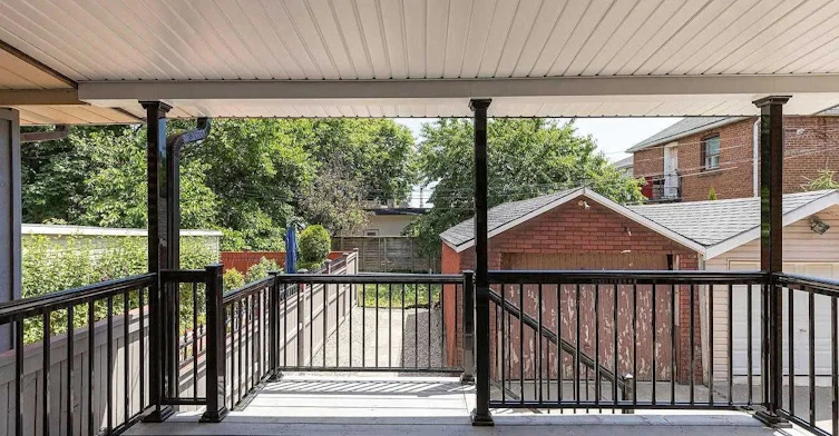 Main & 2nd Flr-41 Bowie Avenue, Toronto, ON, M6E 2P2 - 10