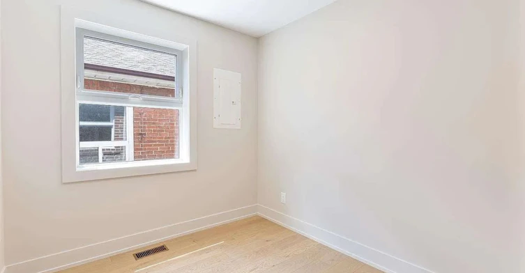 Main & 2nd Flr-41 Bowie Avenue, Toronto, ON, M6E 2P2 - 8