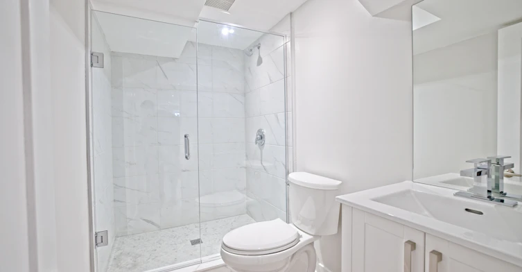 Bsmt-130 Duncanwoods Drive, Toronto, ON, M9L 2E1 - 2