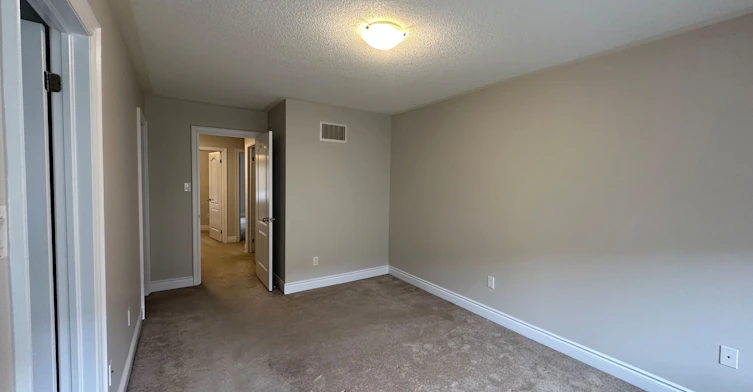 7227 Triumph Lane, Mississauga, ON, L5N 0C5 - 8