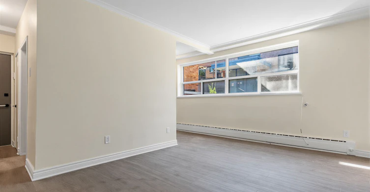 1-2550 Keele Street, Toronto, ON, M6L 2N8 - 7