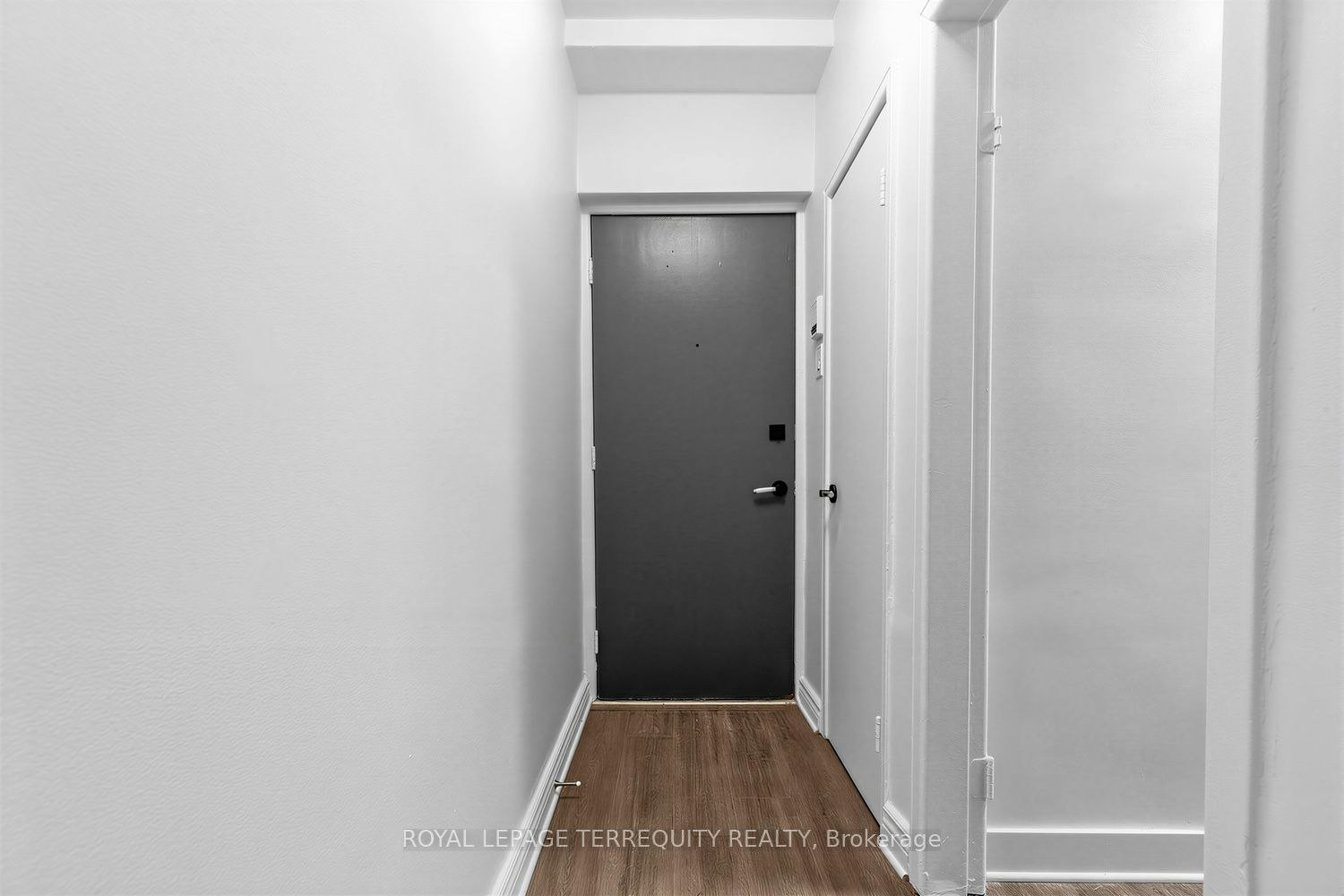1-2550 Keele Street, Toronto, ON, M6L 2N8 - 4