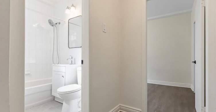1-2550 Keele Street, Toronto, ON, M6L 2N8 - 11