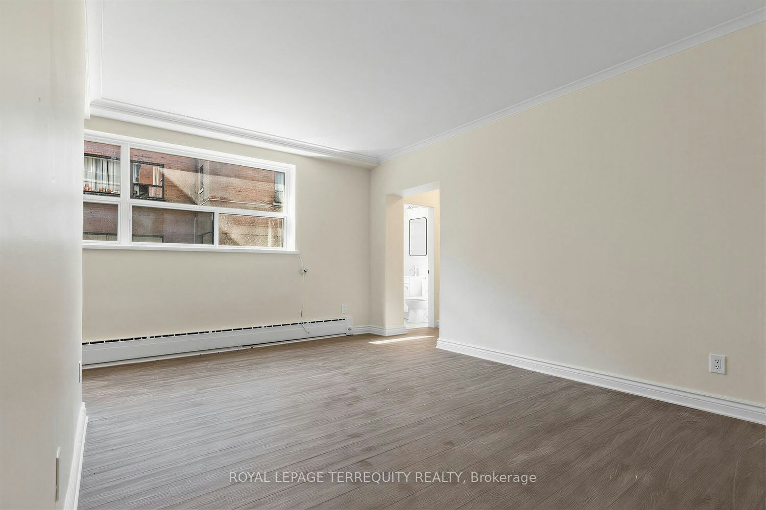 1-2550 Keele Street, Toronto, ON, M6L 2N8