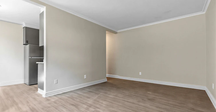 3-2550 Keele Street, Toronto, ON, M6L 2N8 - 5