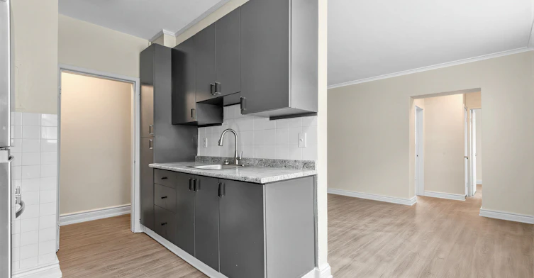 3-2550 Keele Street, Toronto, ON, M6L 2N8