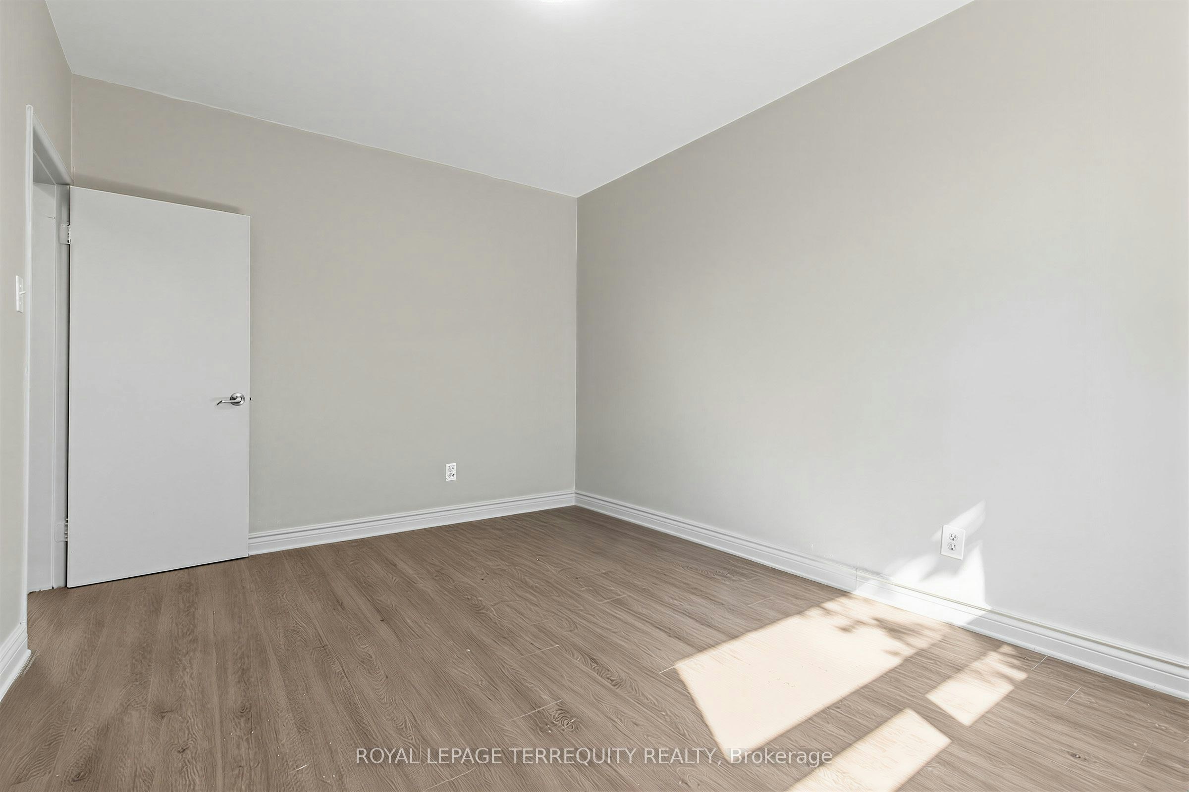3-2550 Keele Street, Toronto, ON, M6L 2N8 - 12