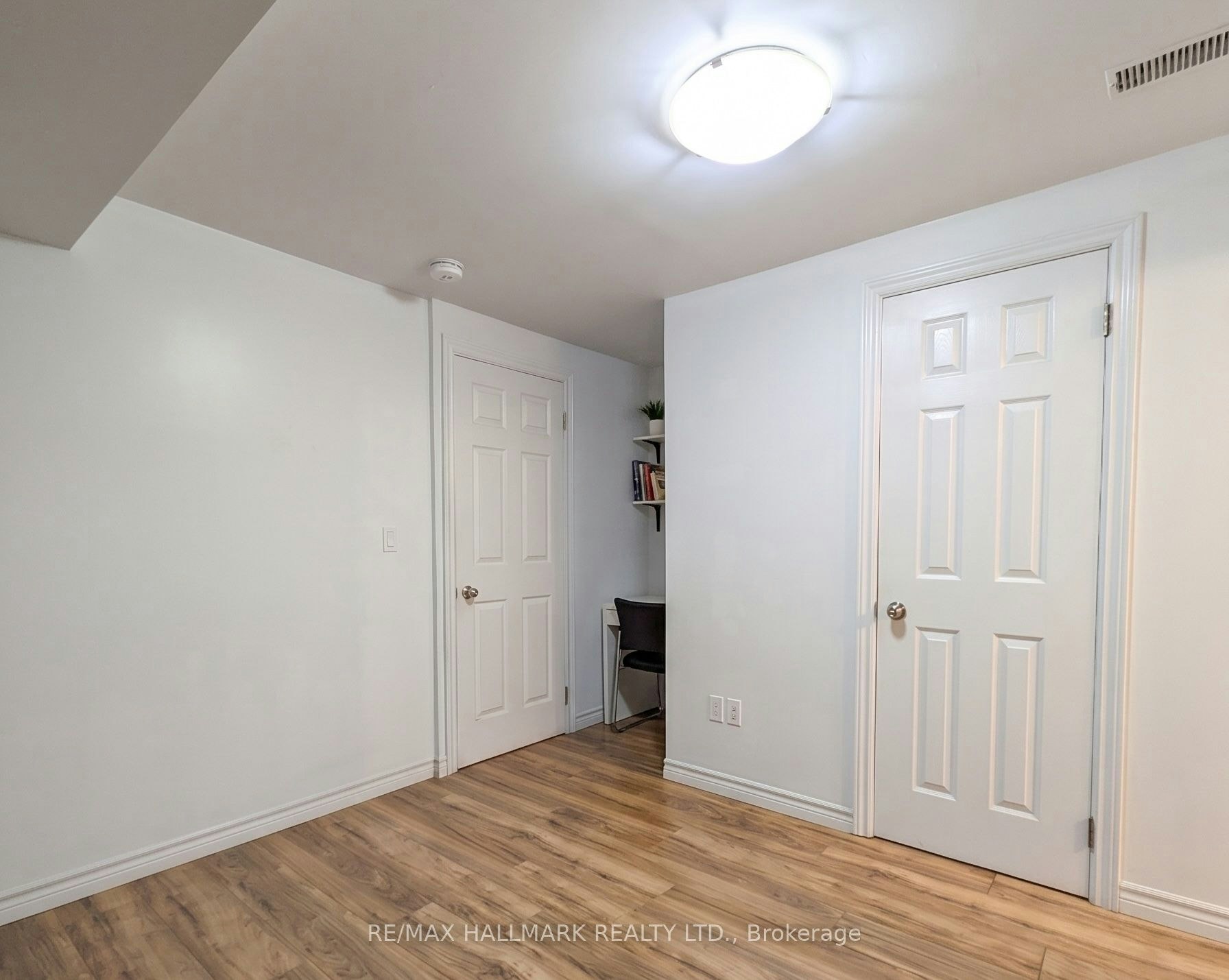 3-14 Innes Avenue, Toronto, ON, M6E 1M8 - 6