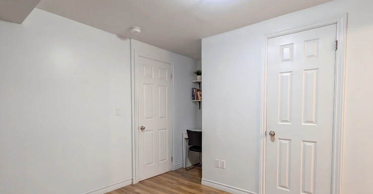 3-14 Innes Avenue, Toronto, ON, M6E 1M8 - 6