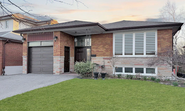 32 Sellmar Road