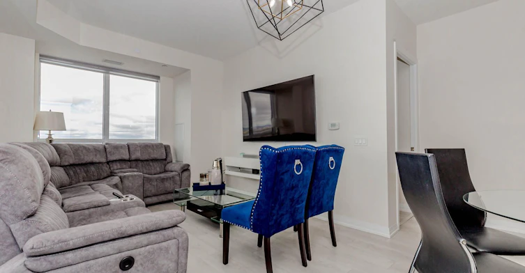 2517-35 Watergarden Drive, Mississauga, ON, L5R 0G8 - 12