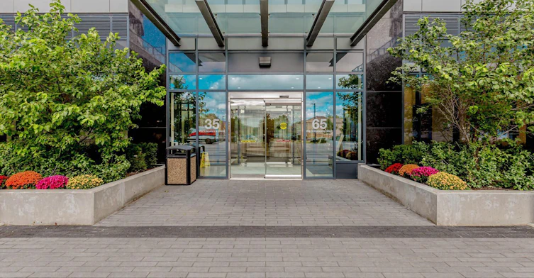 2517-35 Watergarden Drive, Mississauga, ON, L5R 0G8 - 3