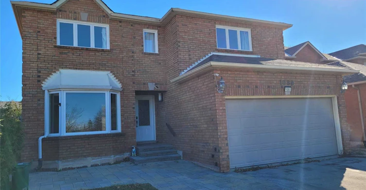 Upper-1080 Glenashton Drive, Oakville, ON, L6H 4B9