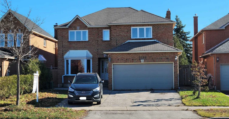 Upper-1080 Glenashton Drive, Oakville, ON, L6H 4B9 - 2
