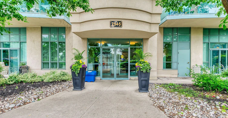 1409-2545 Erin Centre Boulevard N, Mississauga, ON, L5M 6Z9 - 2