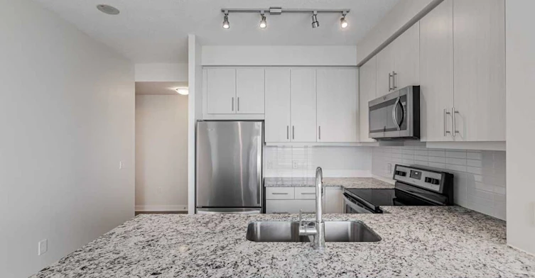 3307-3975 Grand Park Drive, Mississauga, ON, L5B 4M6 - 12