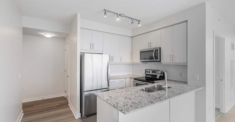 3307-3975 Grand Park Drive, Mississauga, ON, L5B 4M6 - 11