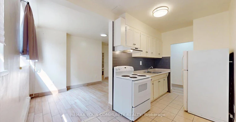 1A-2645 Keele Street, Toronto, ON, M6L 2P2 - 5