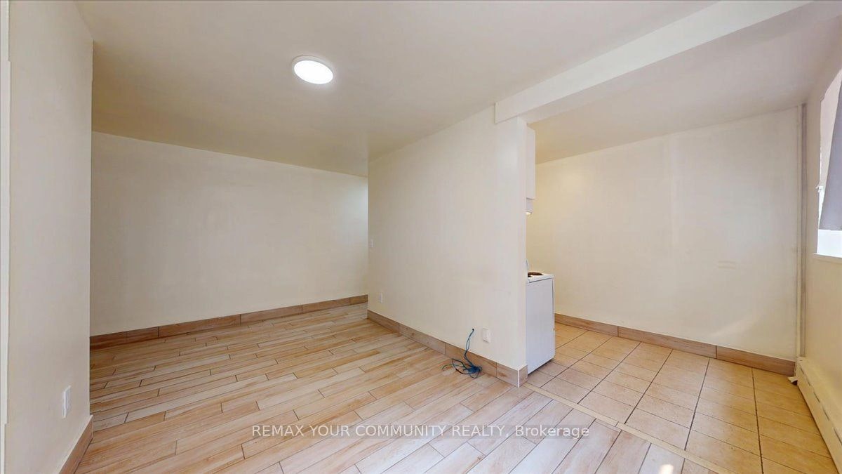 1A-2645 Keele Street, Toronto, ON, M6L 2P2 - 11