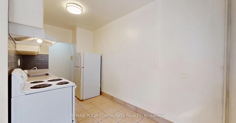 1A-2645 Keele Street, Toronto, ON, M6L 2P2 - 6