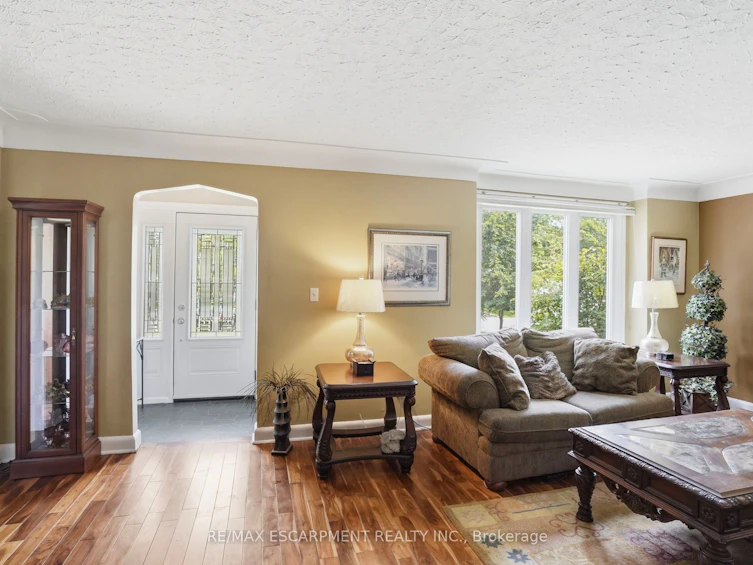 950 North Shore Boulevard W, Burlington, ON, L7T 1B1 - 5
