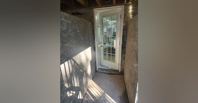 BASEMNET-2361 Barclay Road, Burlington, ON, L7R 2B7 - 2