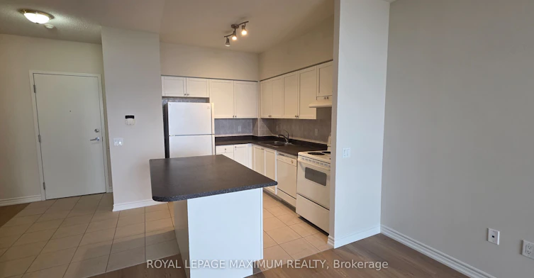 2103-55 Strathaven Drive, Mississauga, ON, L5R 4G9 - 4