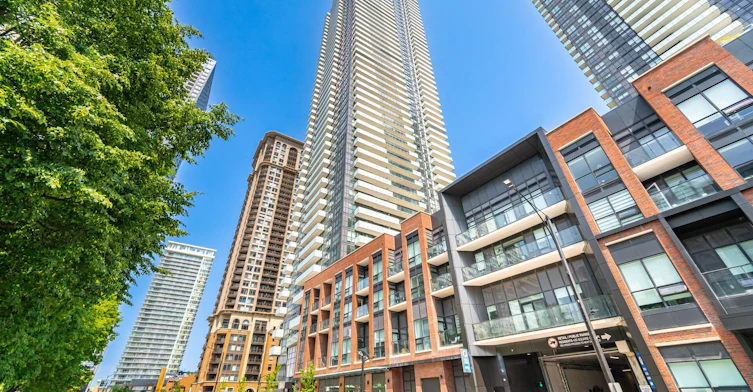 4404-430 Square One Drive, Mississauga, ON, L5B 0L6
