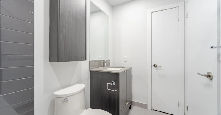 4404-430 Square One Drive, Mississauga, ON, L5B 0L6 - 18