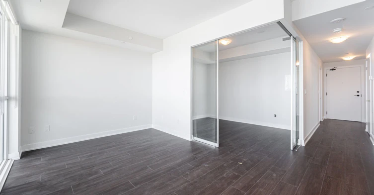 4404-430 Square One Drive, Mississauga, ON, L5B 0L6 - 11