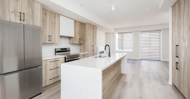 1357 Kaniv Street, Oakville, ON, L6M 4L8 - 4