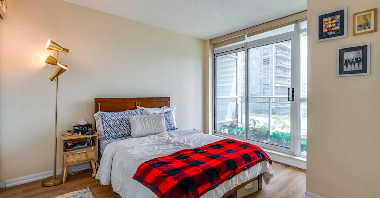 714-185 Legion Road, Toronto, ON, M8Y 0A1 - 12
