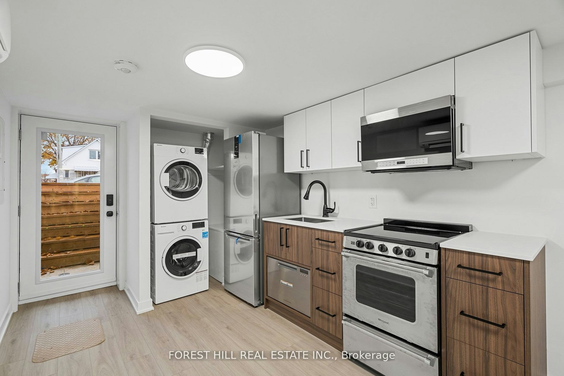 D-69 Claybrooke Street, Toronto, ON, M6M 3P8 - 4
