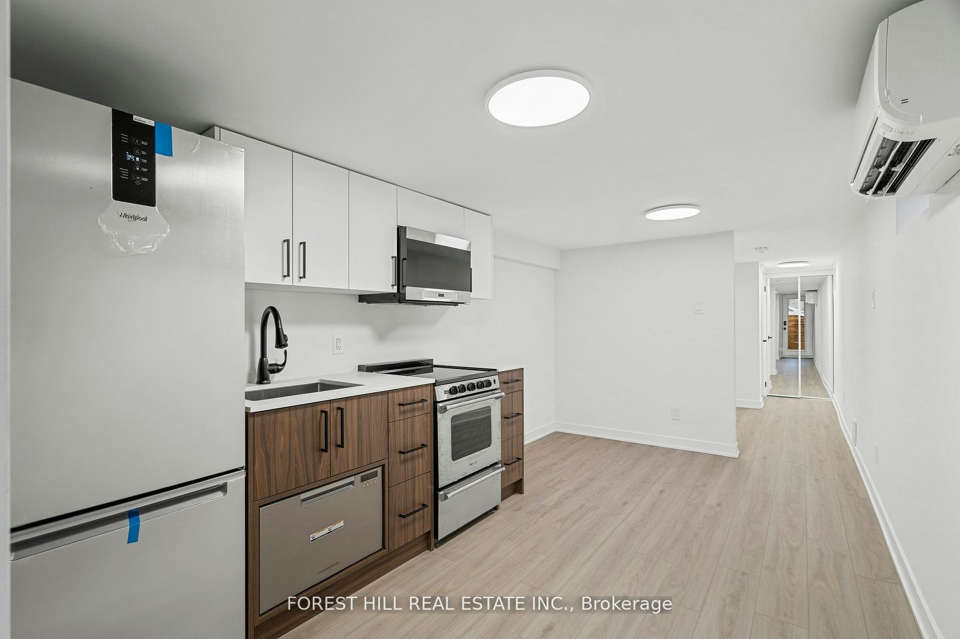 D-69 Claybrooke Street, Toronto, ON, M6M 3P8 - 5