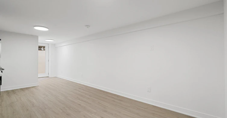 D-69 Claybrooke Street, Toronto, ON, M6M 3P8 - 8