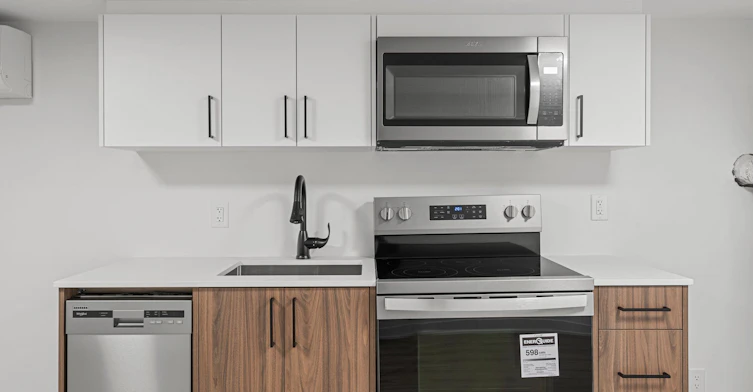 D-69 Claybrooke Street, Toronto, ON, M6M 3P8 - 11