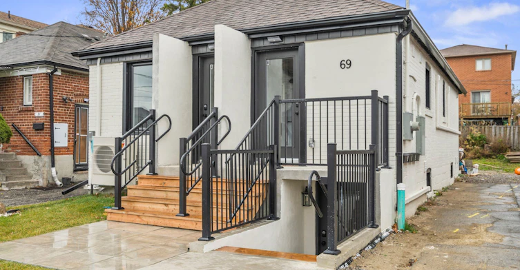 D-69 Claybrooke Street, Toronto, ON, M6M 3P8 - 15